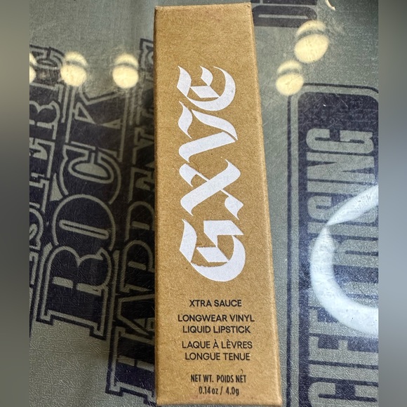 GXVE BY GWEN STEFANI
Original Recipe True Red lip gloss - Picture 7 of 7